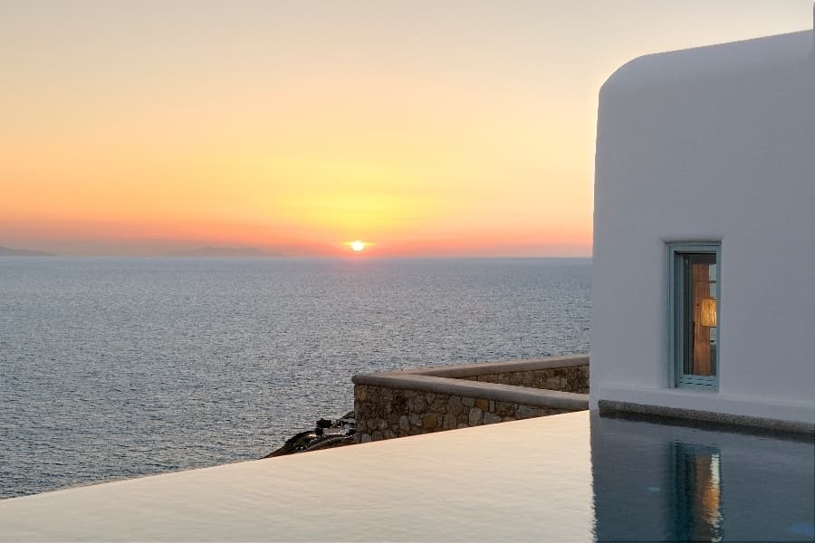 luxury villas - pool and sunset view