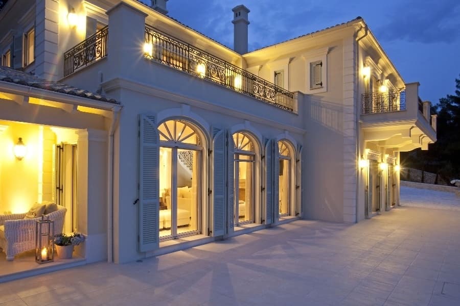 luxury villas - outside of villa by night