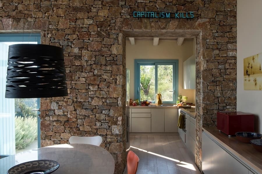 luxury villas - kitchen with stoney walls