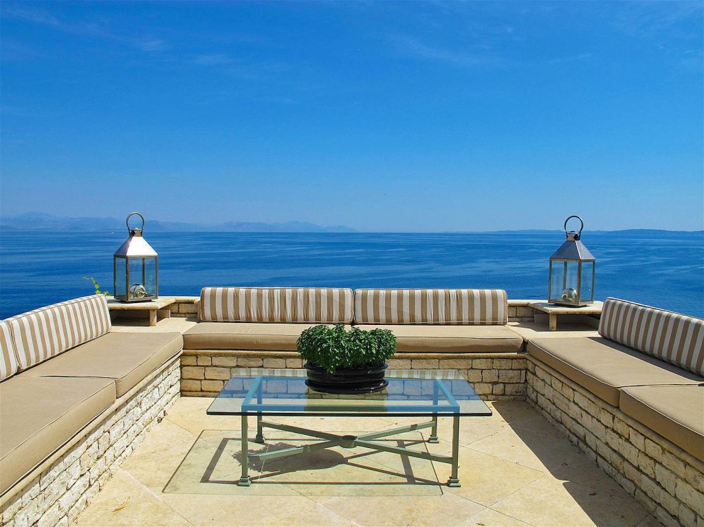 luxury villas - relaxing area with sea view
