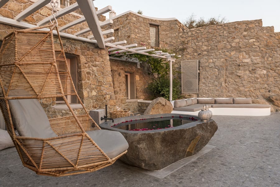luxury villas - Relaxing outside bathtub with cozy sittingarea