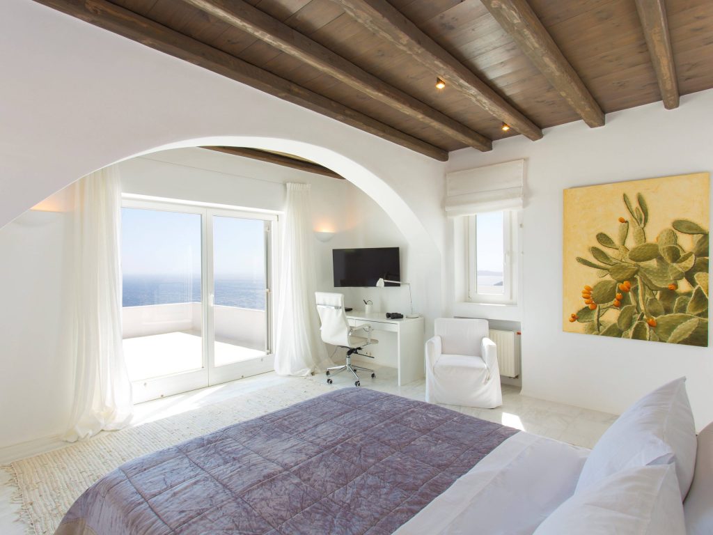 luxury villas - bedroom with terrace and view of the sea